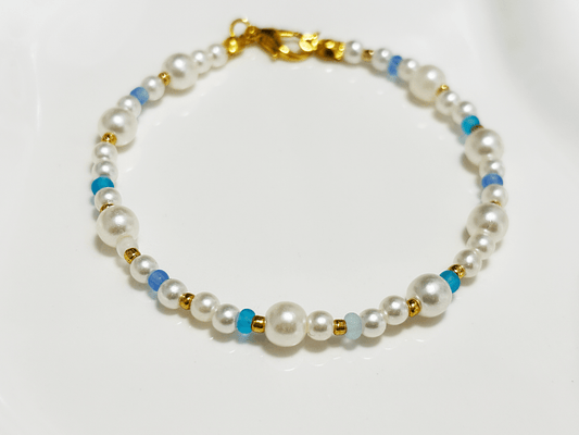 ❥ Pearl with blue beaded bracelet