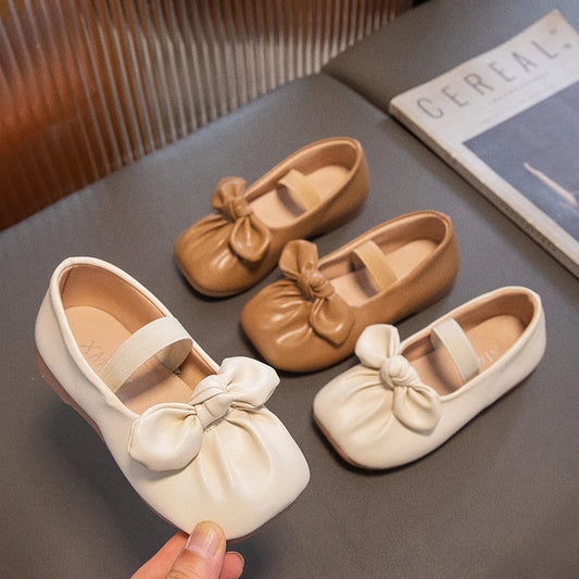 ✿2023 Autumn Baby Girls' Leather Shoes: Soft Sole, Simple Bow Princess Style✿