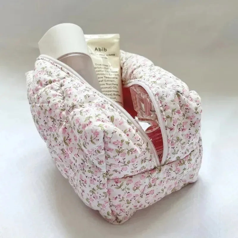 ✿ Floral Puffy Quilted Makeup Bag: Stylish Cosmetic Pouch for Travel and Storage Organization ✿