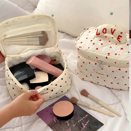 ❥ Cute Mini Heart Print Cosmetic Bags: Perfect for Makeup and Travel!