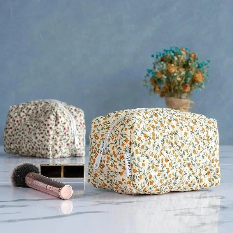 ✿ Floral Puffy Quilted Makeup Bag: Stylish Cosmetic Pouch for Travel and Storage Organization ✿